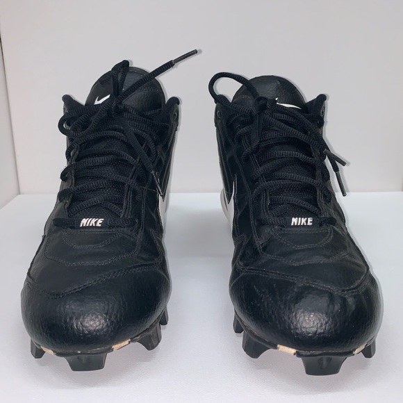 Black Nike Football Cleat - Picture 4 of 8